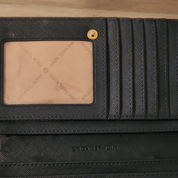 Michael Kors Navy Blue Wallet - Picture 8 of 11